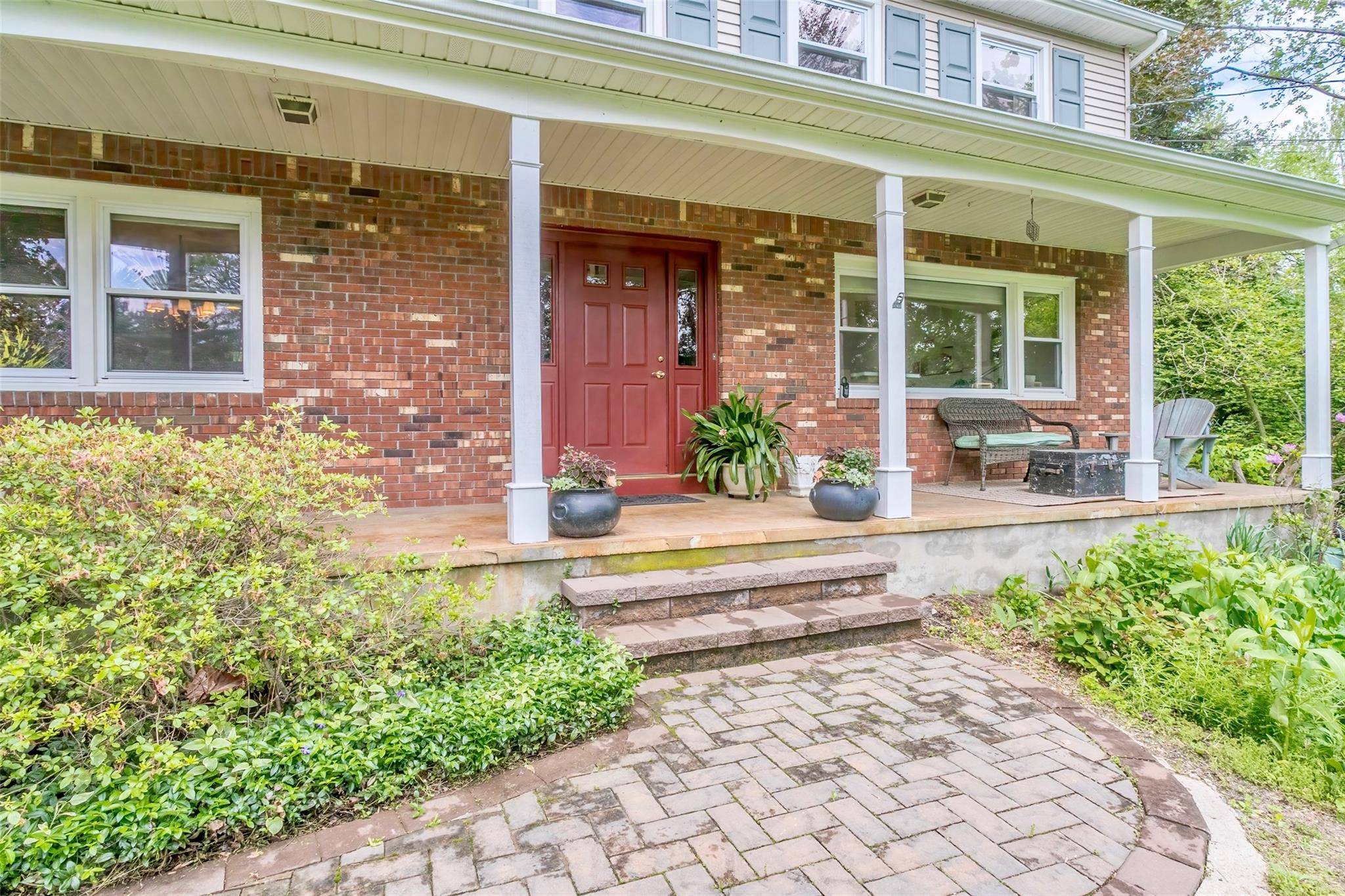 Warwick, NY 10990,24 Overhill LN