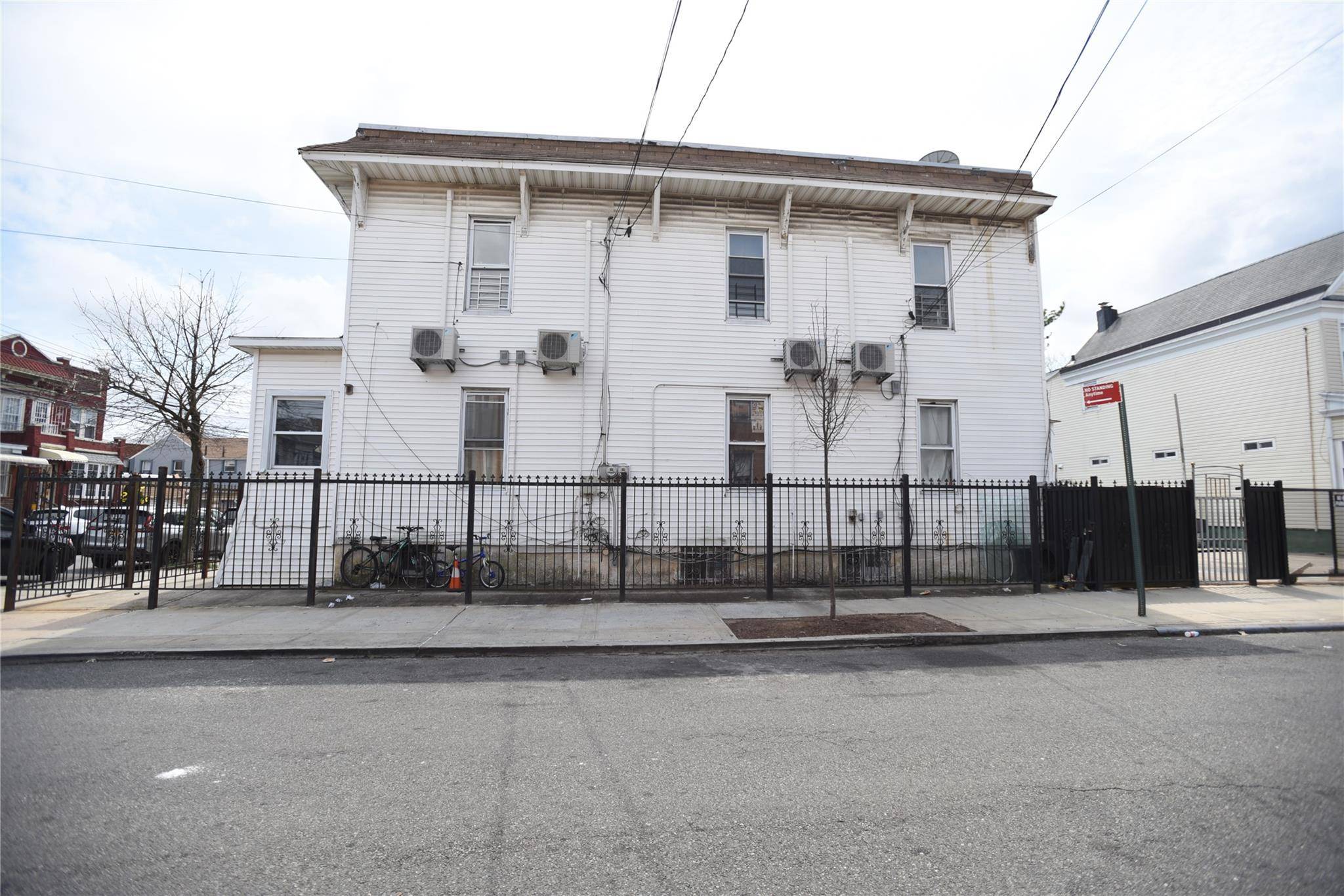 87-26 75 ST, Woodhaven, NY 11421