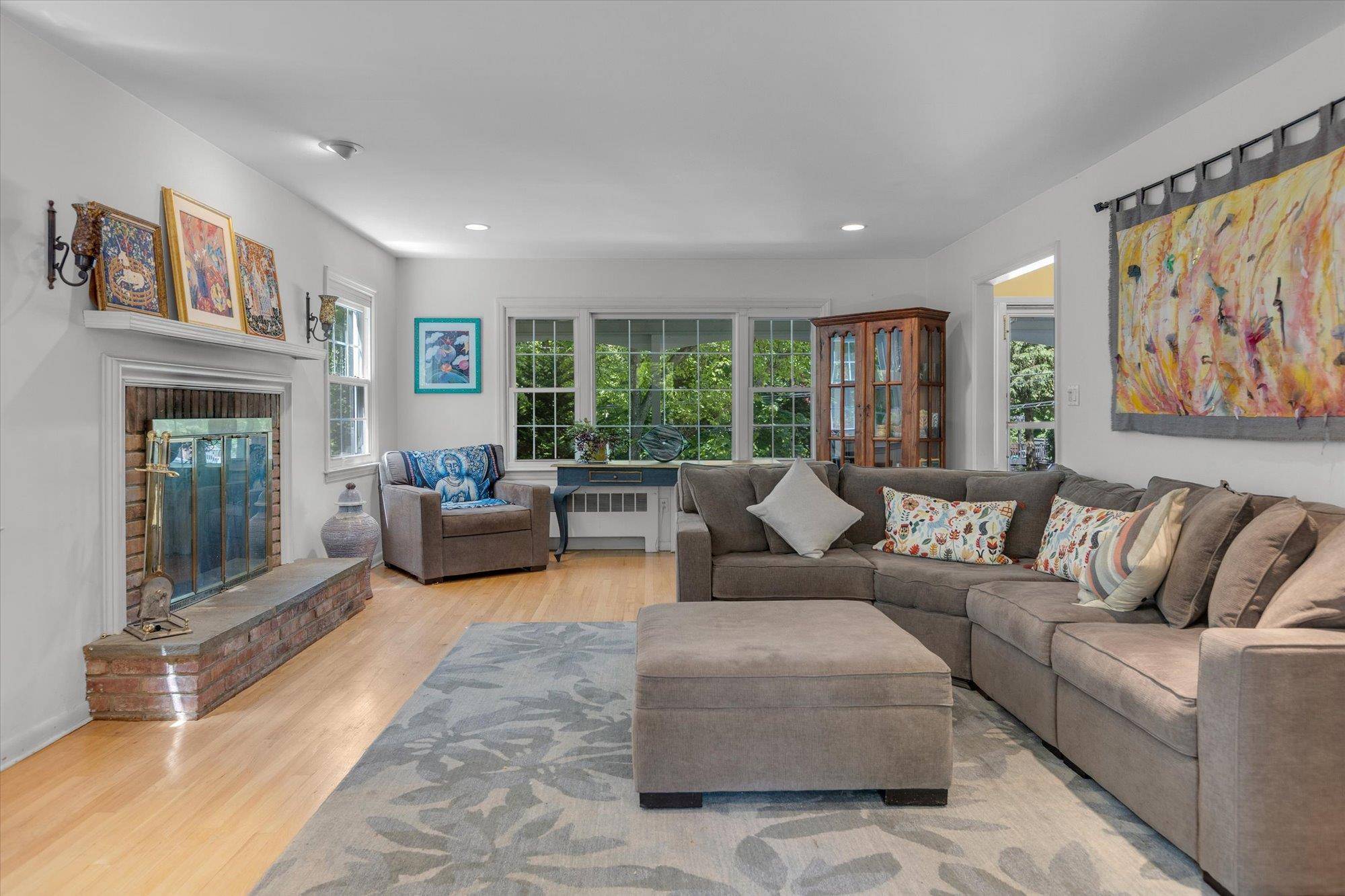 Huntington Bay, NY 11743,10 Bay DR