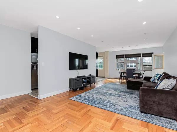 Bronx, NY 10463,3750 Hudson Manor TER #5CW