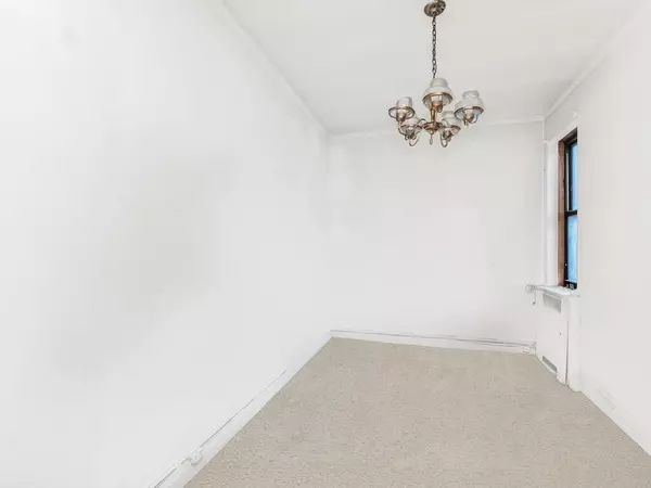 Bronx, NY 10463,3215 Netherland AVE #6C