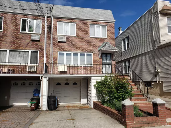 66-36 71st ST,  Middle Village,  NY 11379