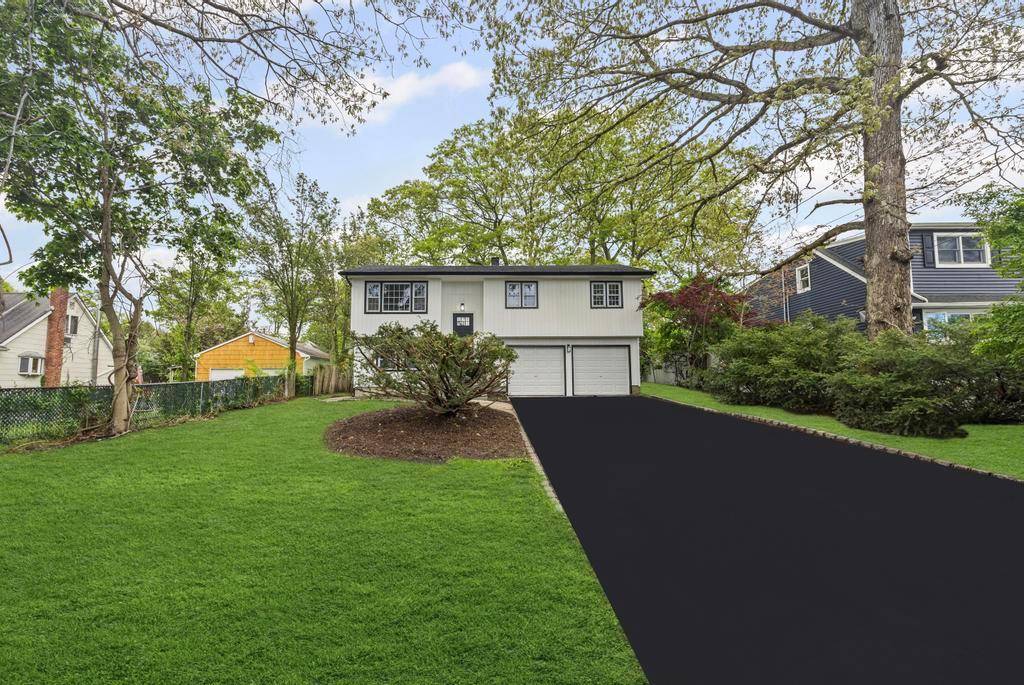 Ronkonkoma, NY 11779,2478 Motor Pkwy