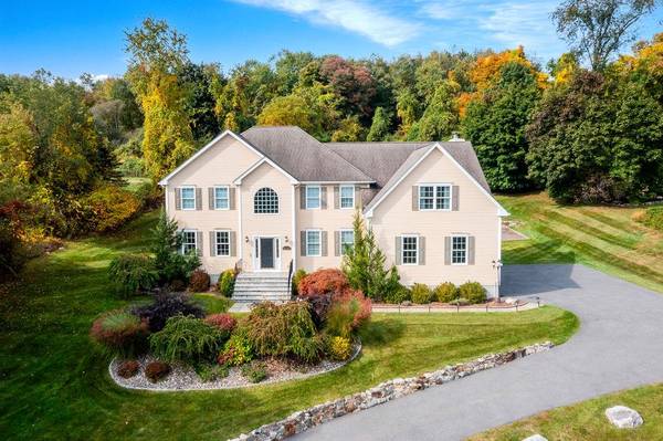 15 River RUN, Carmel, NY 10512