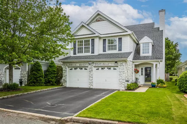Middle Island, NY 11953,40 Ethan CIR
