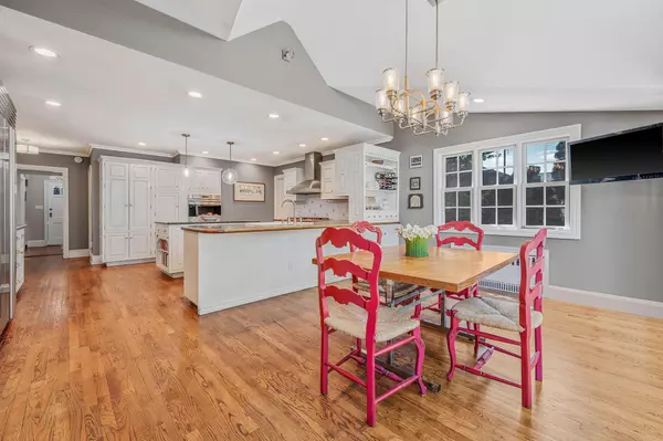 Rockville Centre, NY 11570,41 Westminster RD