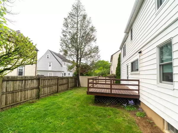 Port Chester, NY 10573,95 Robert AVE