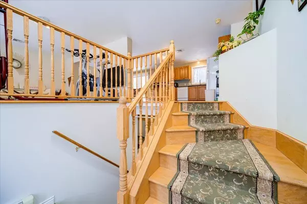 Wurtsboro, NY 12788,236 Budd RD