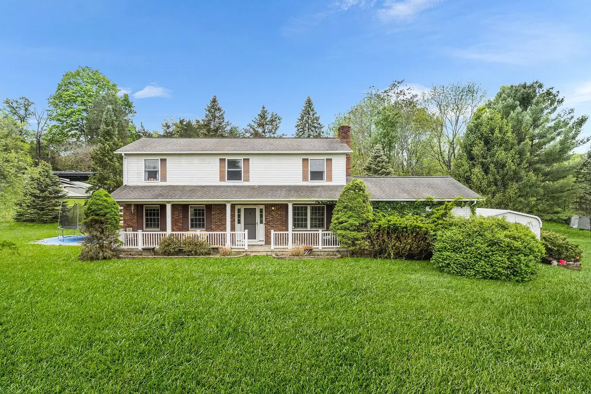Poughkeepsie, NY 12603,194 Overlook RD