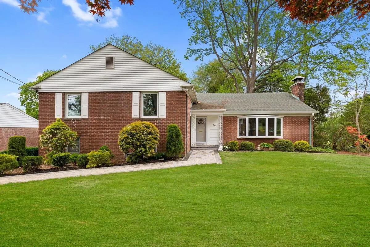 Scarsdale, NY 10583,59 Woodford RD