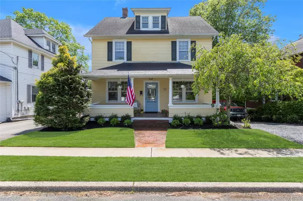 46 Mechanic ST, Huntington, NY 11743