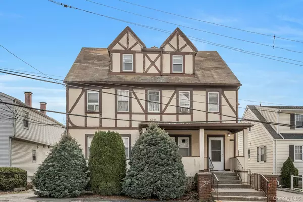 Port Chester, NY 10573,28 Greenwood AVE