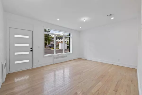 Monsey, NY 10952,242 Blauvelt RD #101