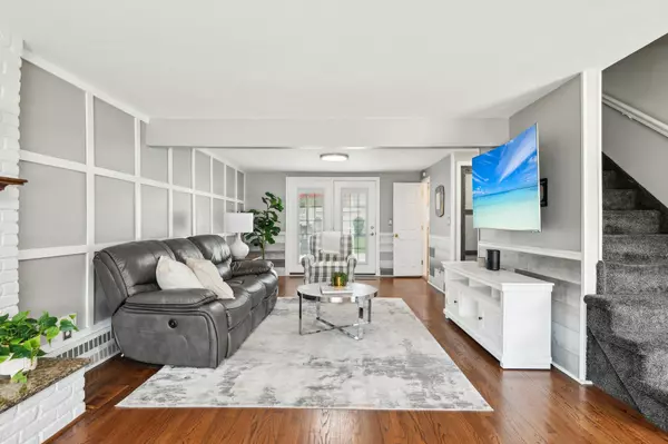 Selden, NY 11784,22 Galaxie LN