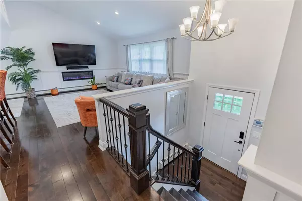 Ronkonkoma, NY 11779,275 Avenue B