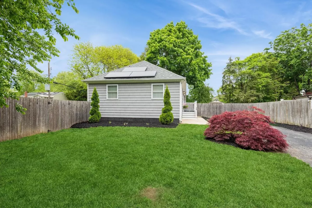 Hauppauge, NY 11788,39 Rose ST