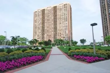 27010 Grand Central Parkway #1C, Floral Park, NY 11005