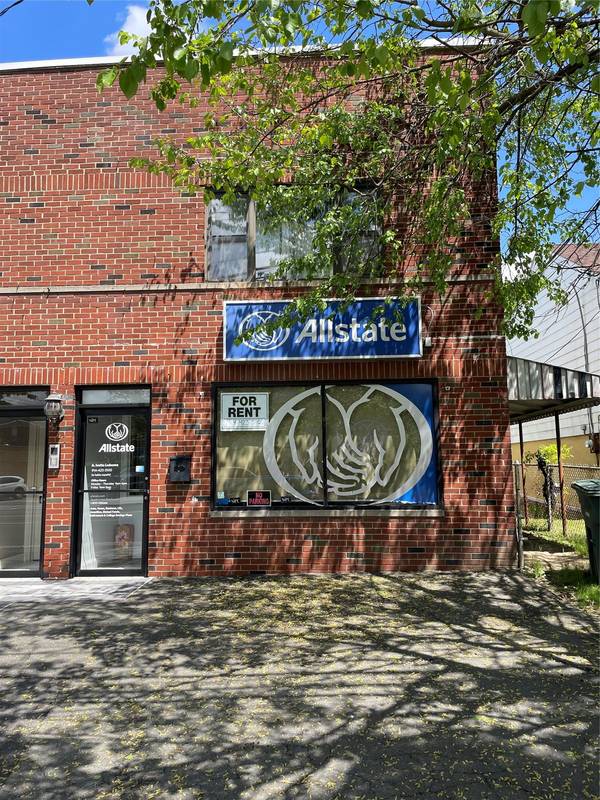Yonkers, NY 10704,641 Yonkers AVE
