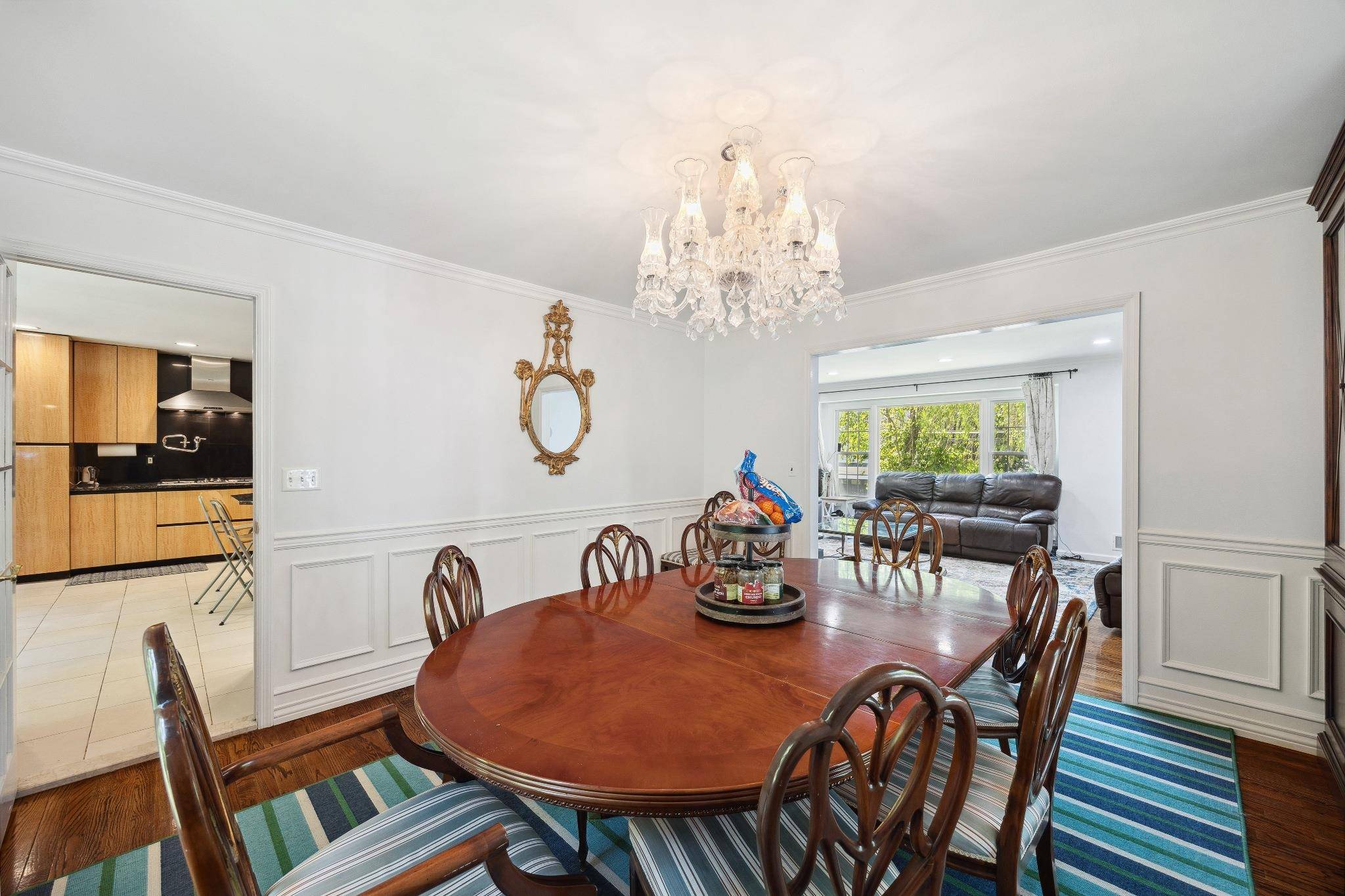 Scarsdale, NY 10583,26 Church LN