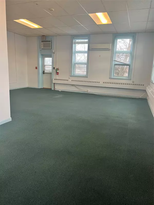 Port Jervis, NY 12771,9 Thompson ST