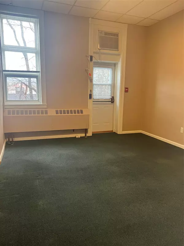 Port Jervis, NY 12771,9 Thompson ST