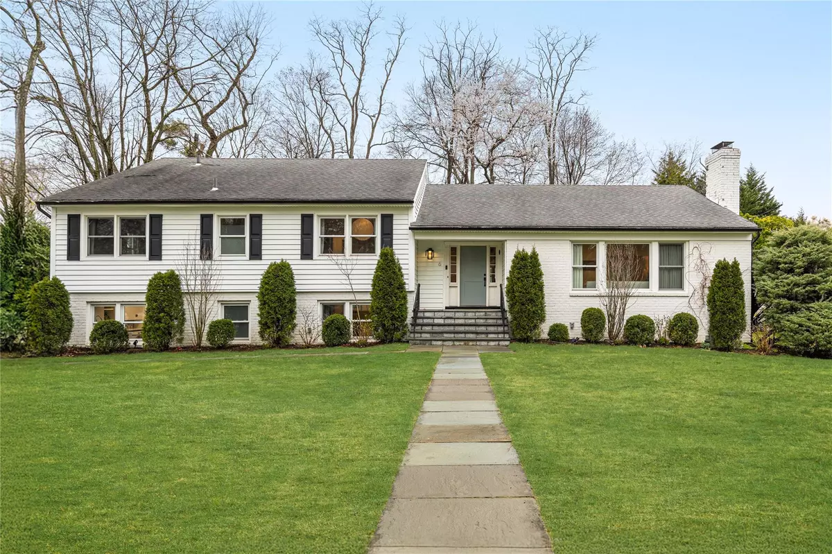 Harrison, NY 10528,6 Shawnee TRL