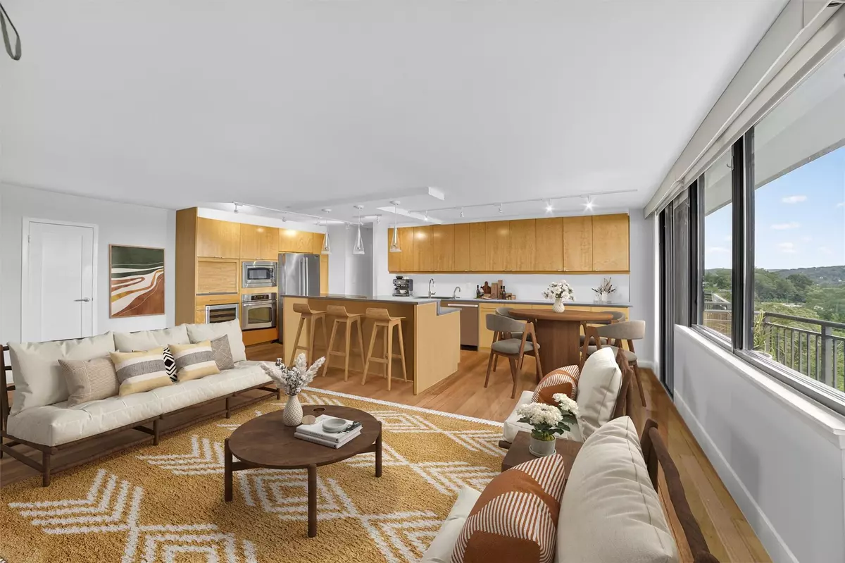 White Plains, NY 10603,15 Stewart PL #12J