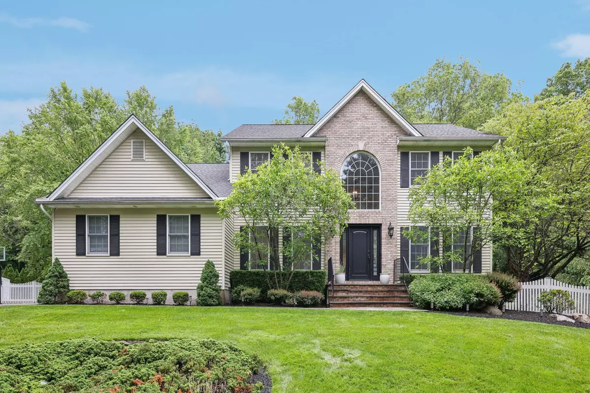 New City, NY 10956,18 Sandstone TRL