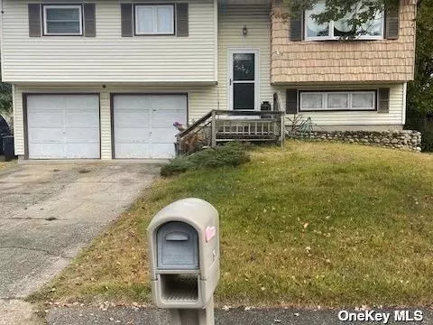 75 Selden BLVD, Centereach, NY 11720
