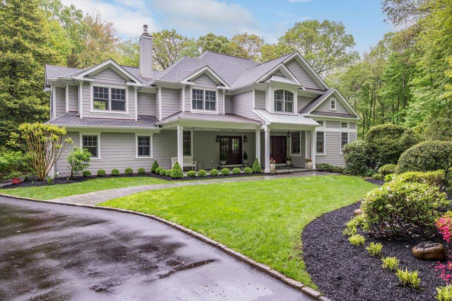 84 Saw Mill RD, Cold Spring Harbor, NY 11724