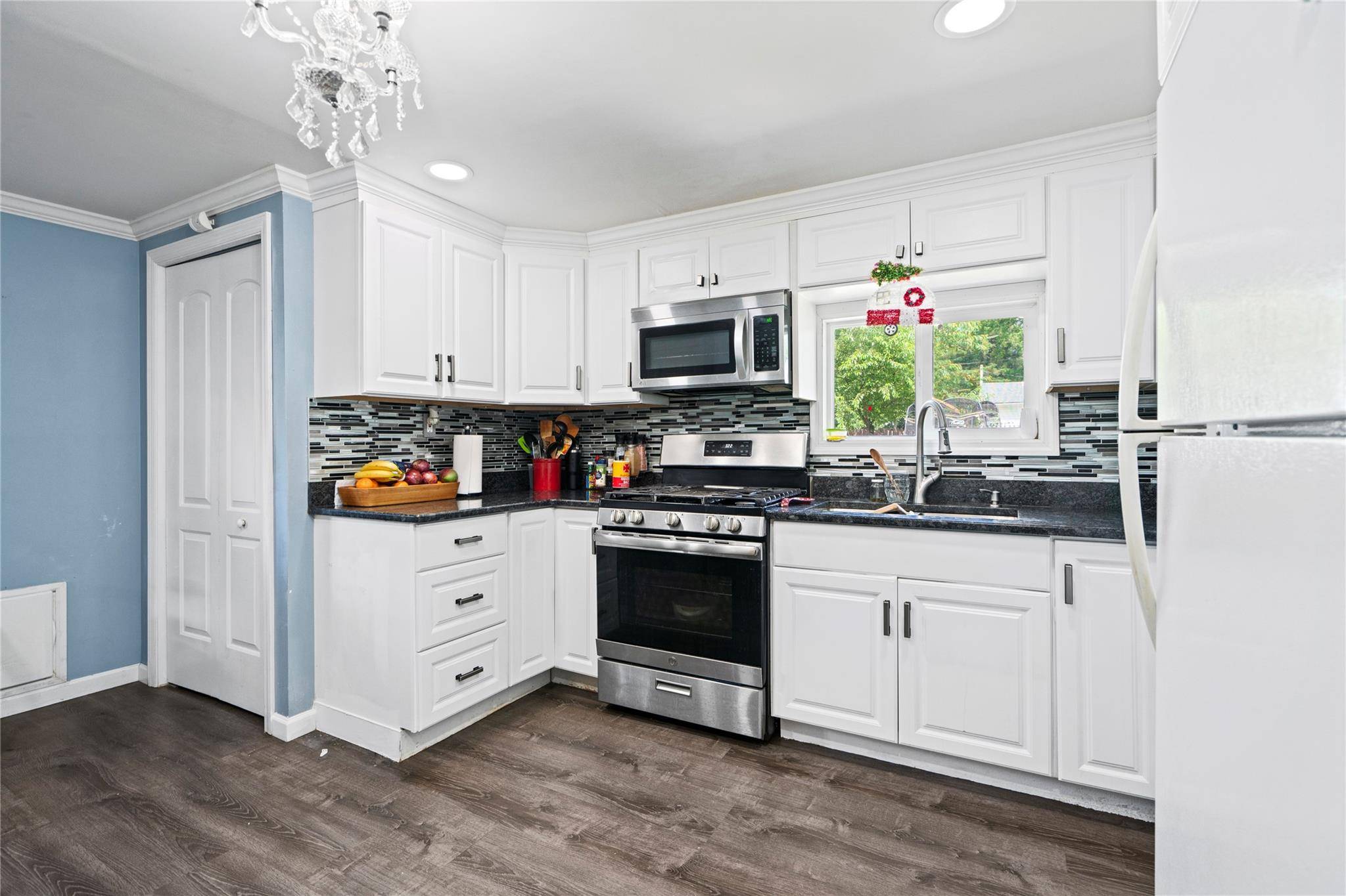 East Patchogue, NY 11772,507 Scherger AVE