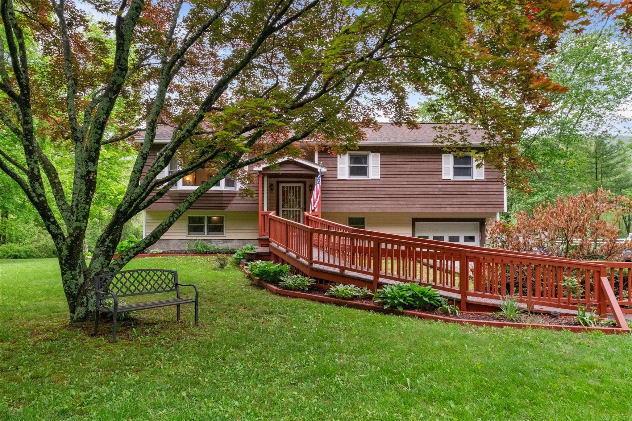 600 Sprout Brook RD, Putnam Valley, NY 10579