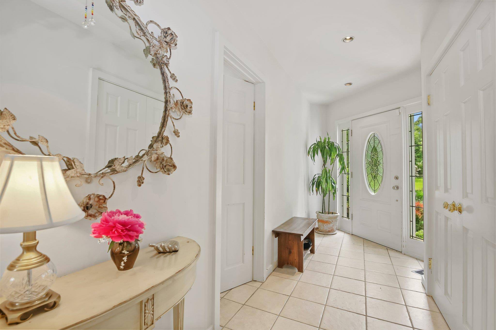 Pound Ridge, NY 10576,27 West LN