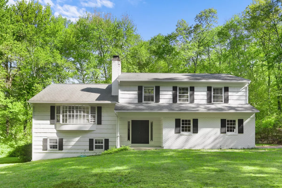 Pound Ridge, NY 10576,75 West RD