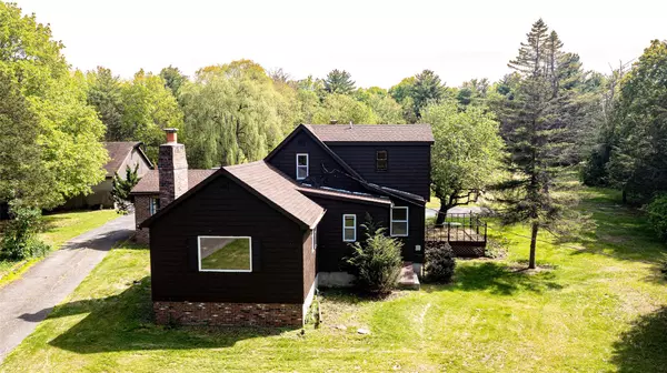 Germantown, NY 12526,273 Round Top RD
