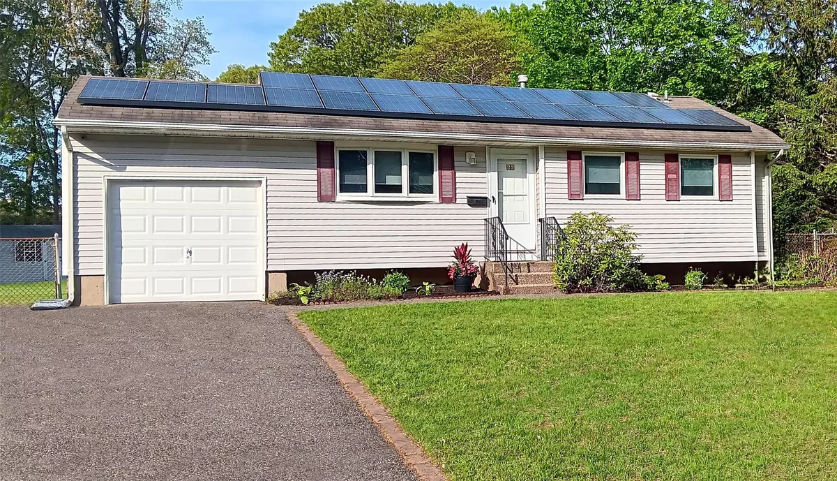 South Setauket, NY 11720,66 Fawn CT
