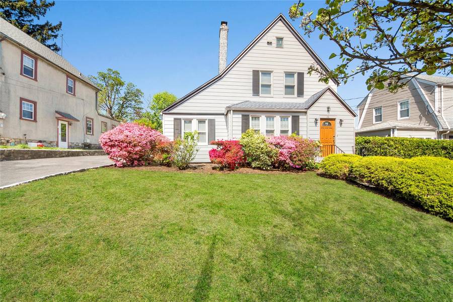 26 Alta DR, Mount Vernon, NY 10552