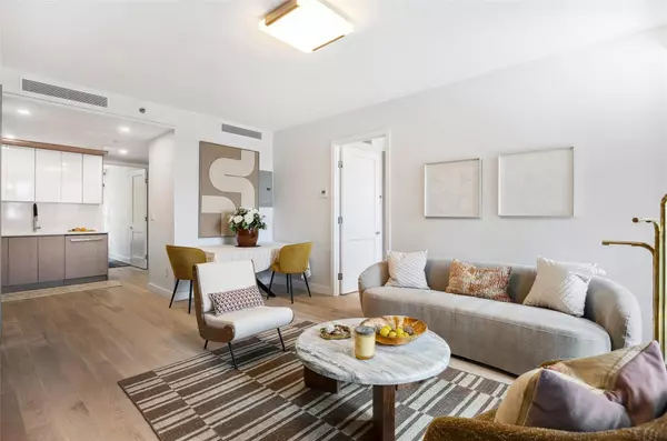 Flushing, NY 11354,38-20 Parsons BLVD #616