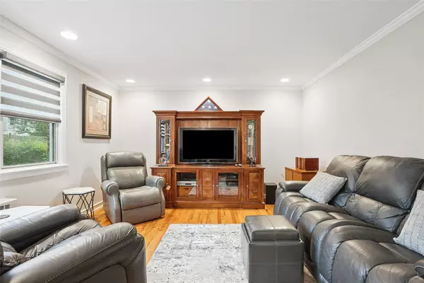 West Harrison, NY 10604,111 Columbus AVE #1B