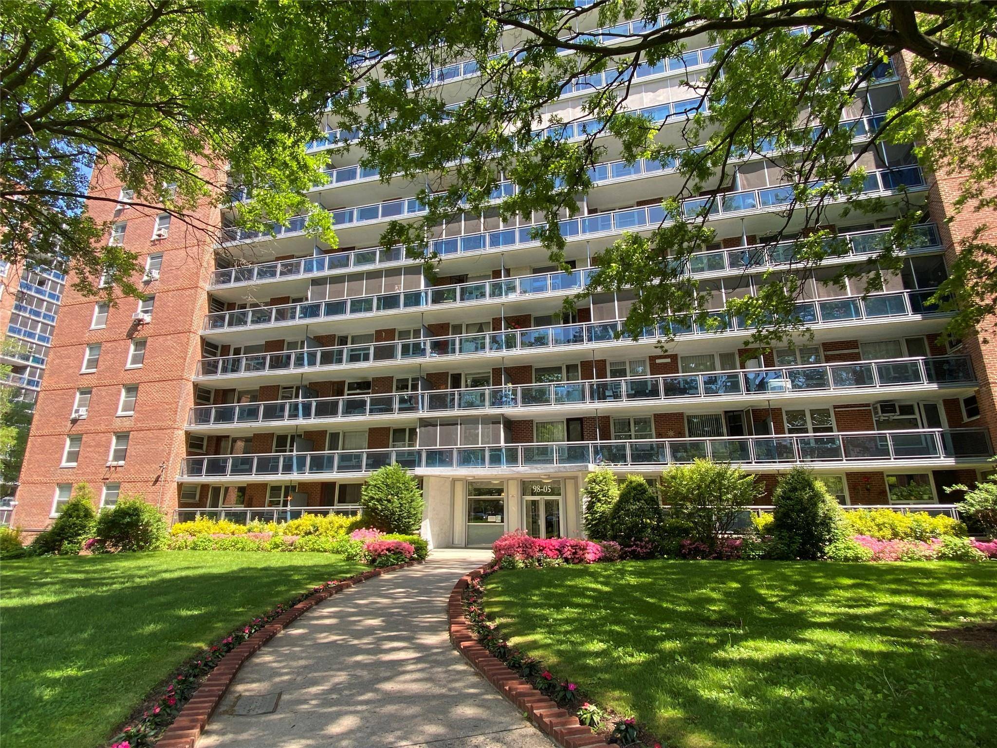 98-05 63rd RD #1C, Rego Park, NY 11374