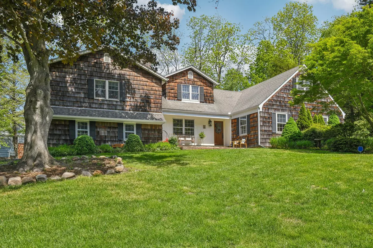 Smithtown, NY 11787,1 Cakewalk TER