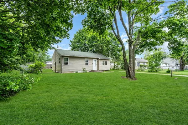 625 Scherger AVE, East Patchogue, NY 11772