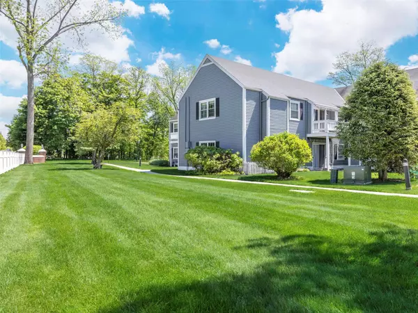 902 Commons WAY #B, Fishkill, NY 12524