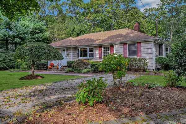Saint James, NY 11780,185 Cambon AVE