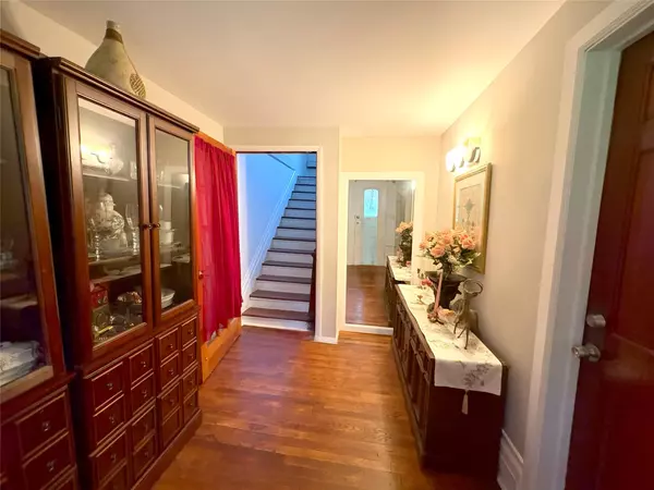 Shrub Oak, NY 10588,1492 EAST MAIN