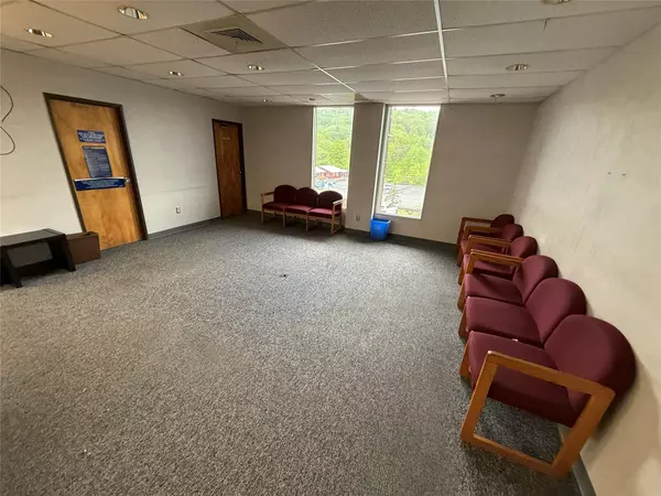 Ferndale, NY 12734,111 Sullivan AVE #2-3