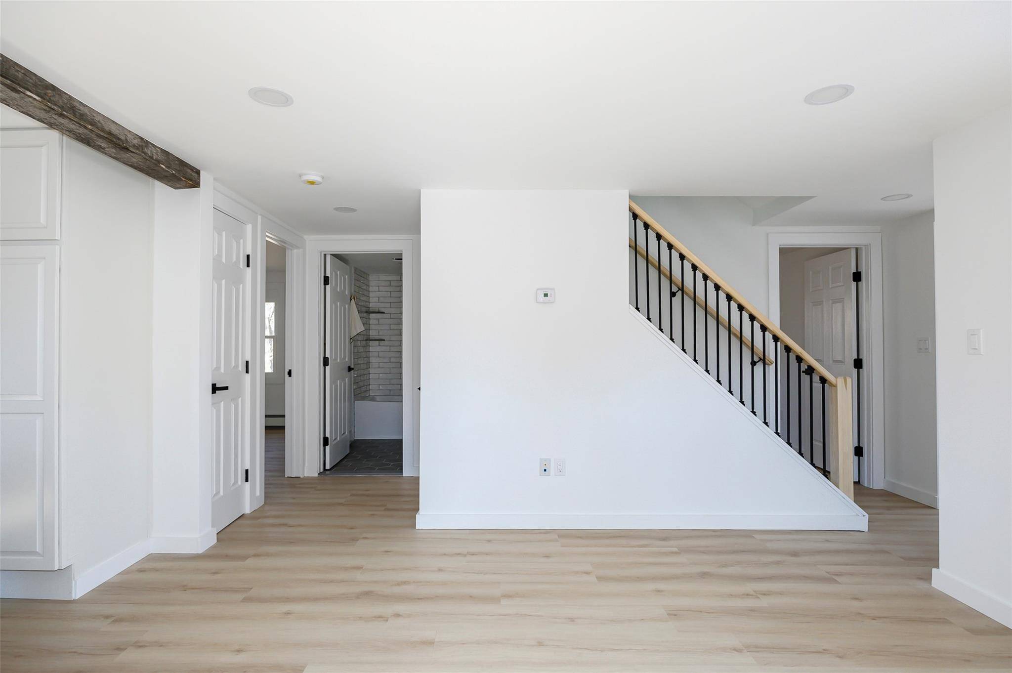 Red Hook, NY 12571,3 Holt RD
