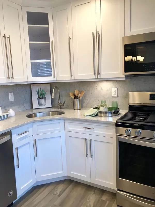 Bayport, NY 11705,105 Terrace RD #T01105