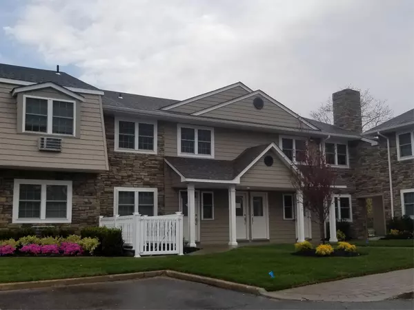Bayport, NY 11705,105 Terrace RD #T01105