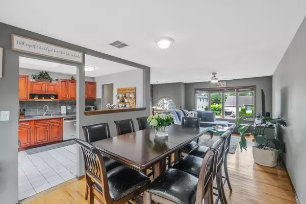 West Babylon, NY 11704,845 Peconic AVE
